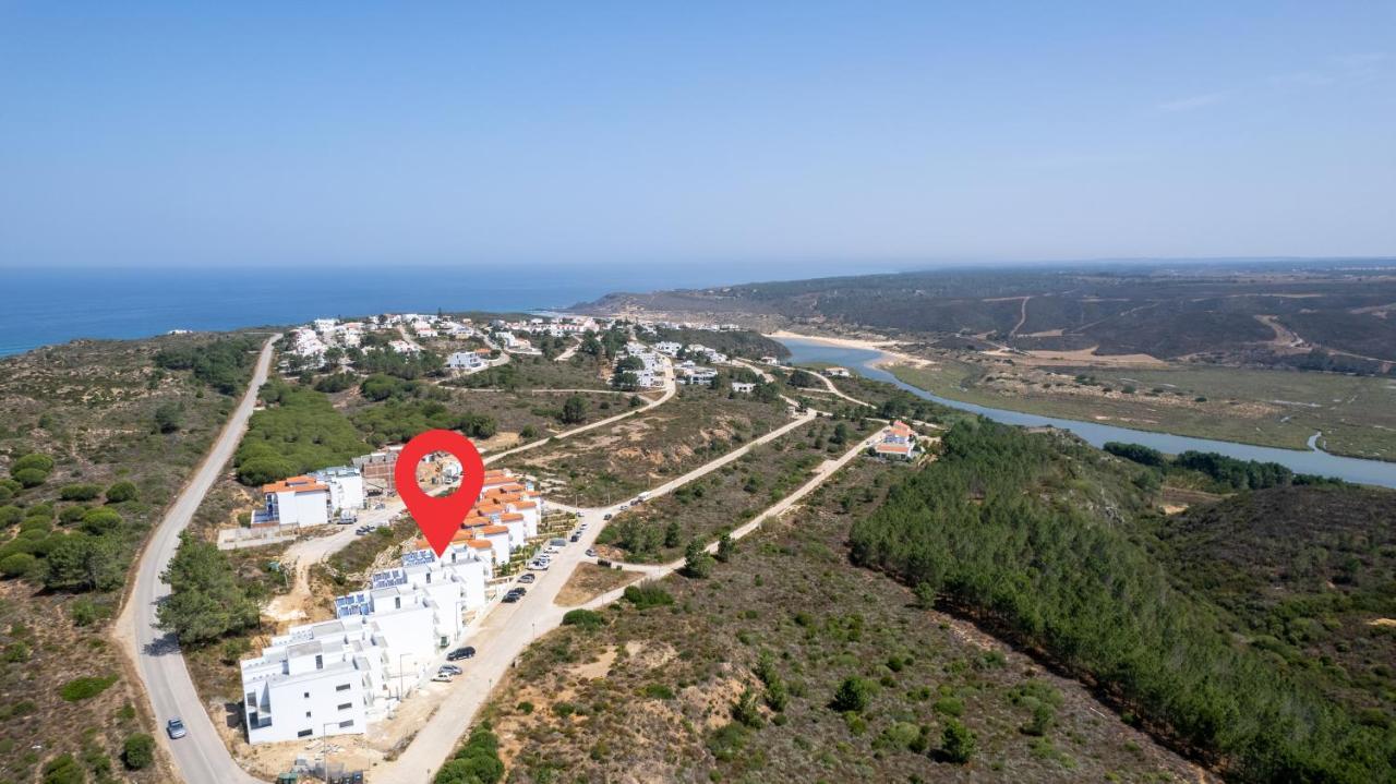 A Gaivota - Walking Distance To Monte Clerigo And Amoreira Beaches Aljezur Exterior foto